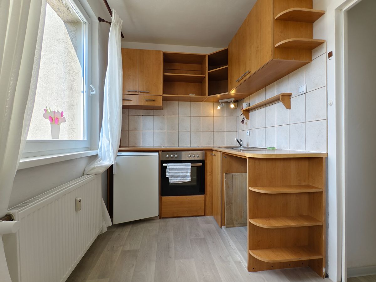 Pronájem bytu 1+1 40 m², Jablonec nad Nisou – fotka 1 z 3