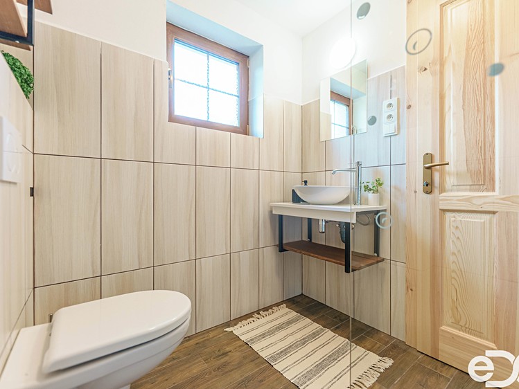 Комерційне приміщення на продаж, 100 м² (18 з 55)