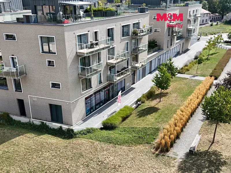 Prodej obchodního prostoru 276 m², Praha – náhled fotky 1