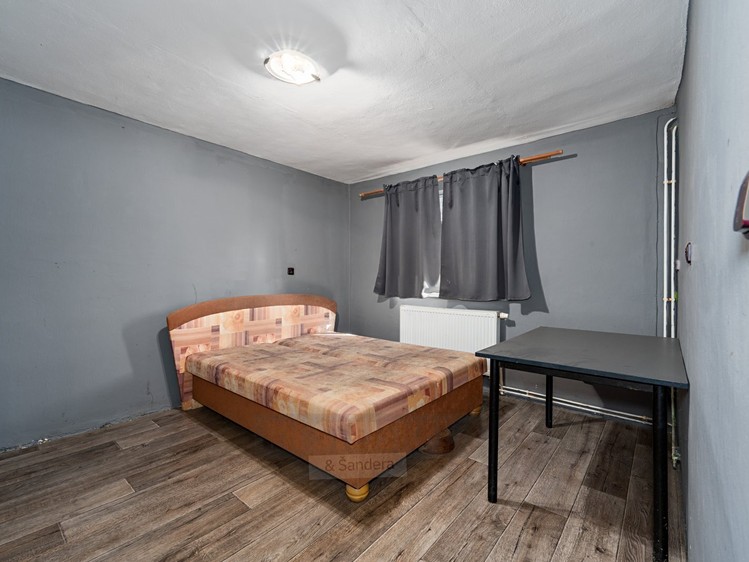 Prodej domu, 207 m² (14 z 31)