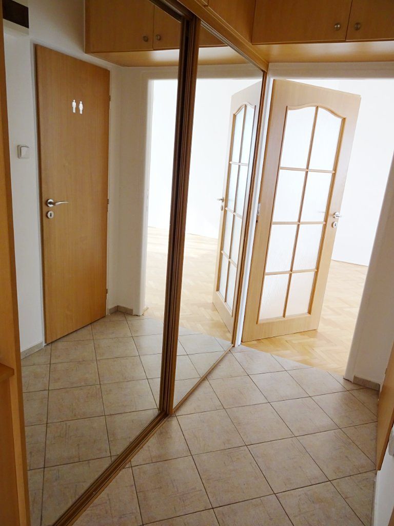 Pronájem bytu 2+1 51 m² – fotografie 3