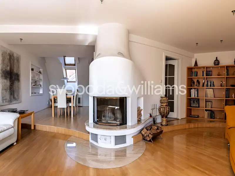 Prodej bytu 5+1 202 m², Praha – náhled fotky 2