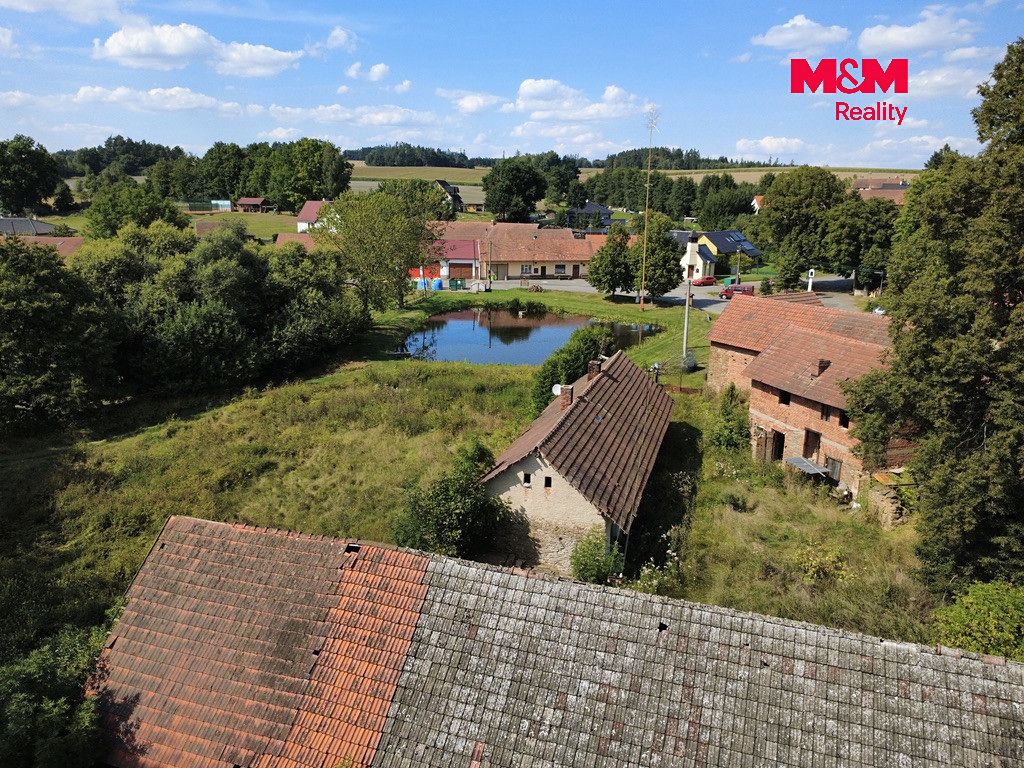 Prodej chalupy 70 m², pozemek 1300 m² – fotografie 2
