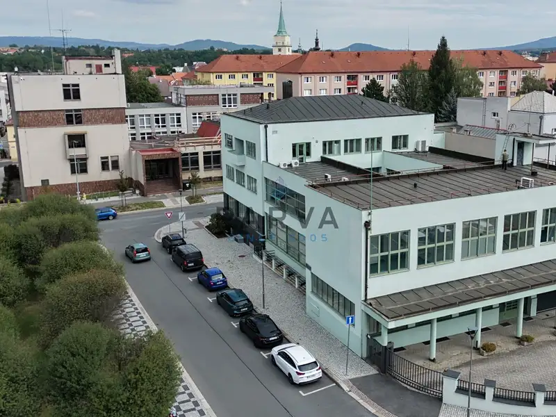 Pronájem obchodního prostoru 38 m², Rokycany – náhled fotky 1