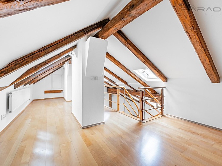 Комерційне приміщення в оренду, 221 м² (13 з 19)