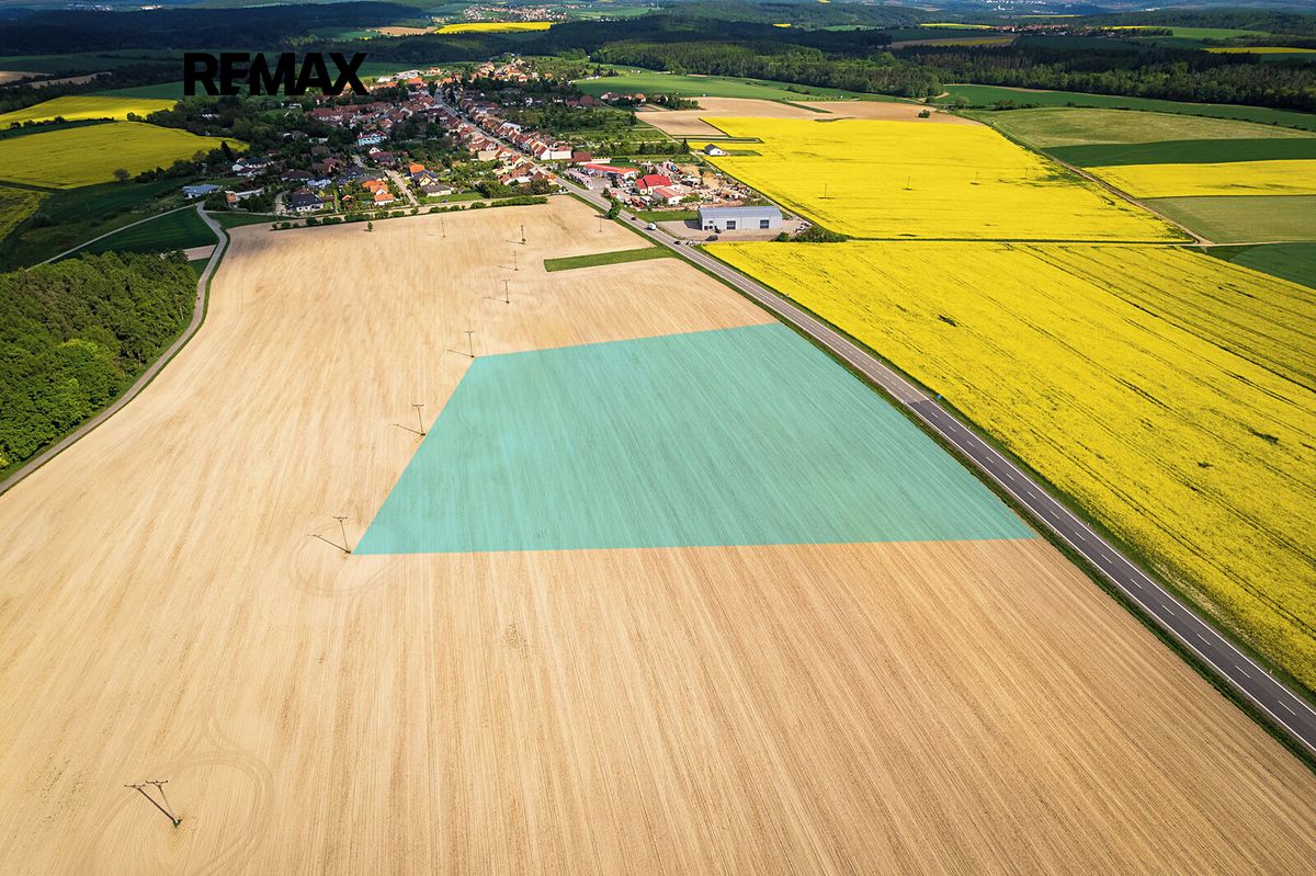 Prodej komerčního pozemku 13867 m² – fotografie 2