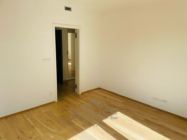 Pronájem bytu 2+kk 59 m² – fotografie 5