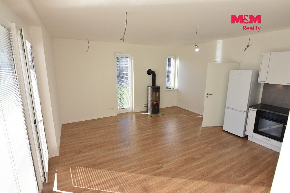 Pronájem rodinného domu 87 m², pozemek 200 m² – fotografie 5