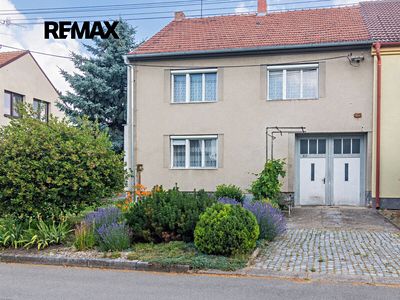 Prodej rodinného domu 180 m², pozemek 230 m²
