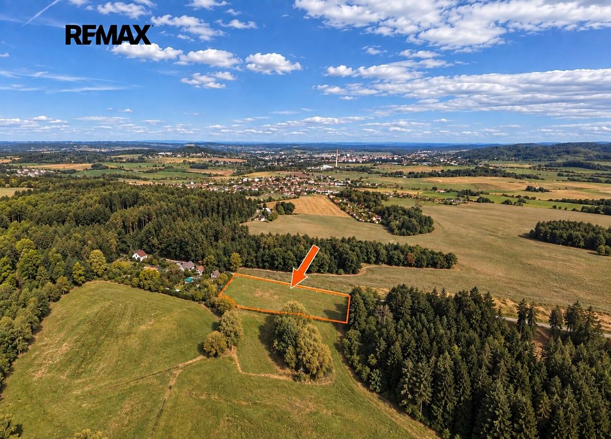 Prodej stavebního pozemku 6590 m²