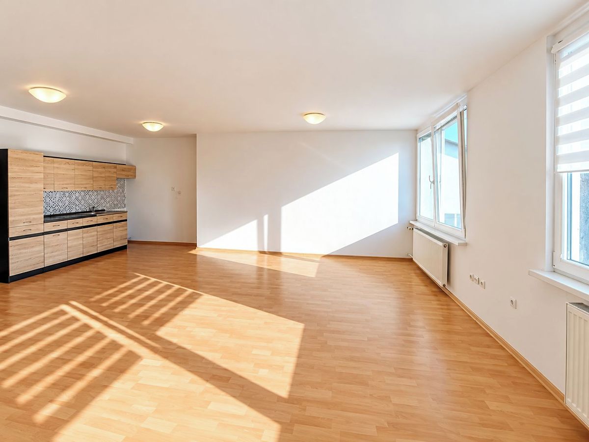 Pronájem bytu 1+kk 42 m² – fotografie 4