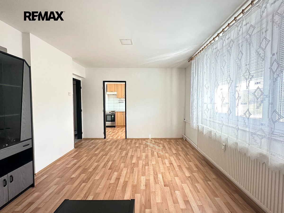 Pronájem bytu 3+1 74 m² – fotografie 4