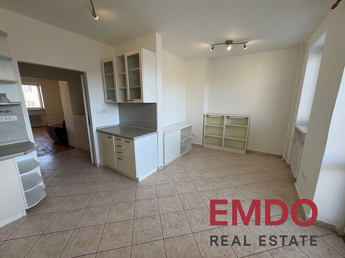 Pronájem bytu 2+1 80 m² – fotografie 5