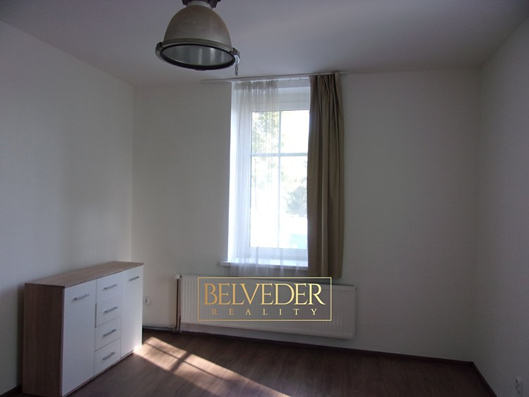 Квартира 2+kk в оренду, 54 м² (5 з 9)