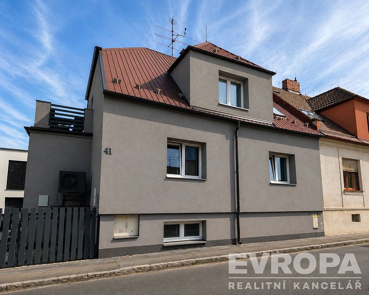 Pronájem bytu 3+kk 76 m² – fotografie 3