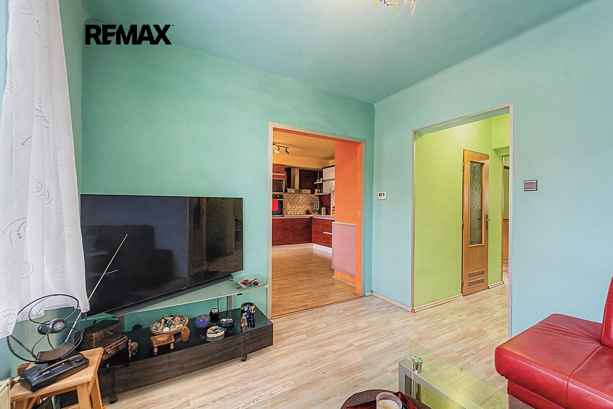 Prodej rodinného domu 71 m², pozemek 377 m² – fotografie 2