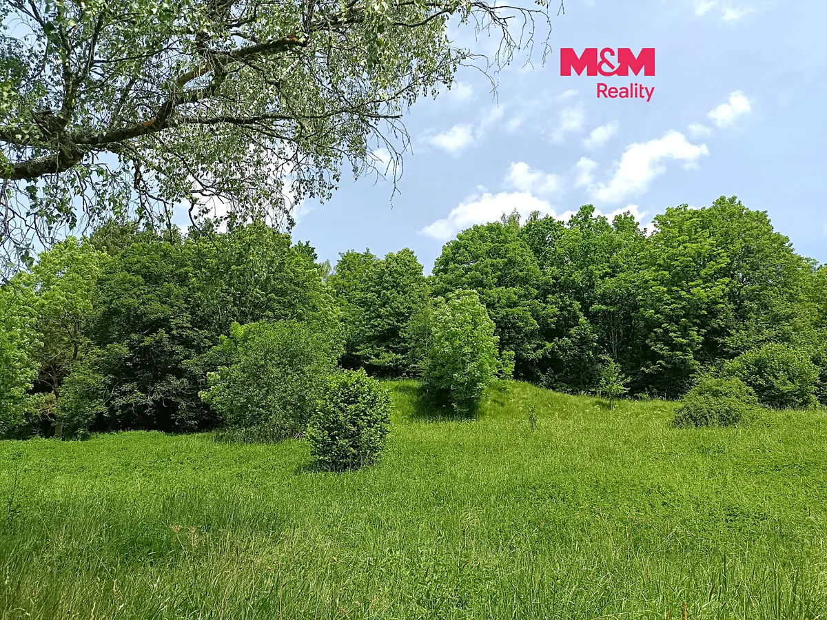 Prodej stavebního pozemku 2148 m²