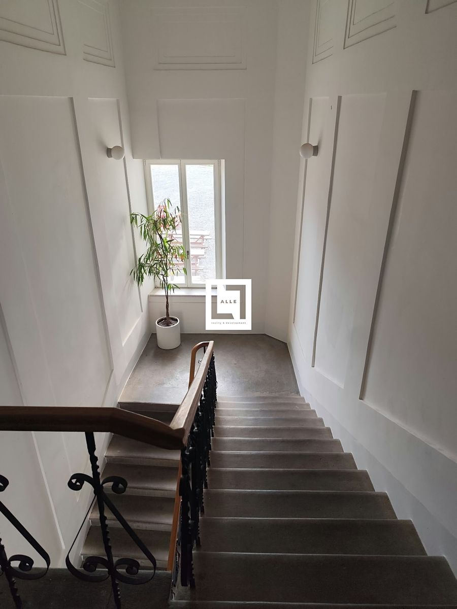 Pronájem bytu 2+kk 58 m² – fotografie 3