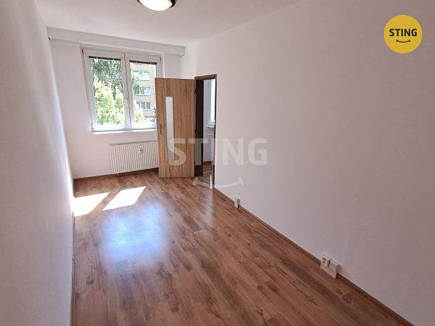 Pronájem bytu 2+1 45 m² – fotografie 3
