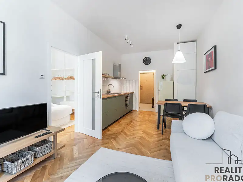Prodej bytu 2+kk 40 m², Praha – náhled fotky 1
