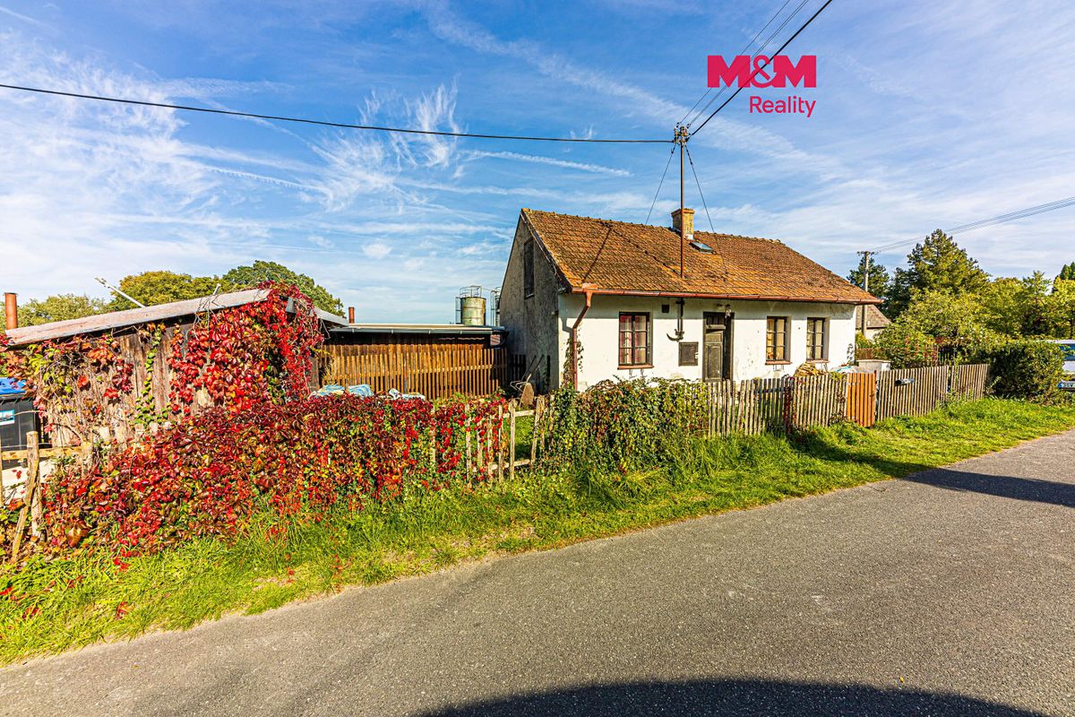 Prodej rodinného domu 70 m², pozemek 5646 m²