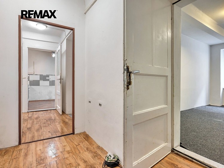Gewerbefläche zum Kauf, 57 m² (11 von 21)