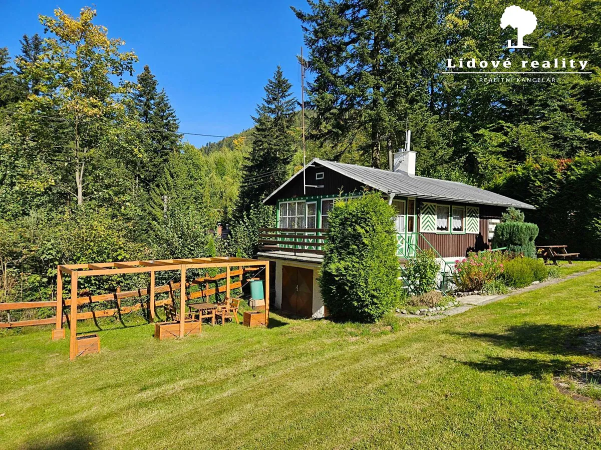 Prodej chaty 45 m², pozemek 891 m²