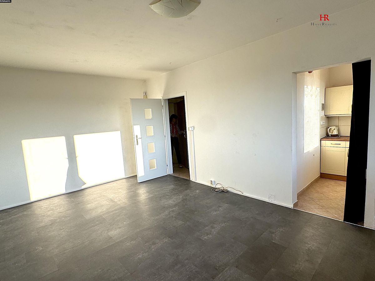 Pronájem bytu 1+1 29 m² – fotografie 2