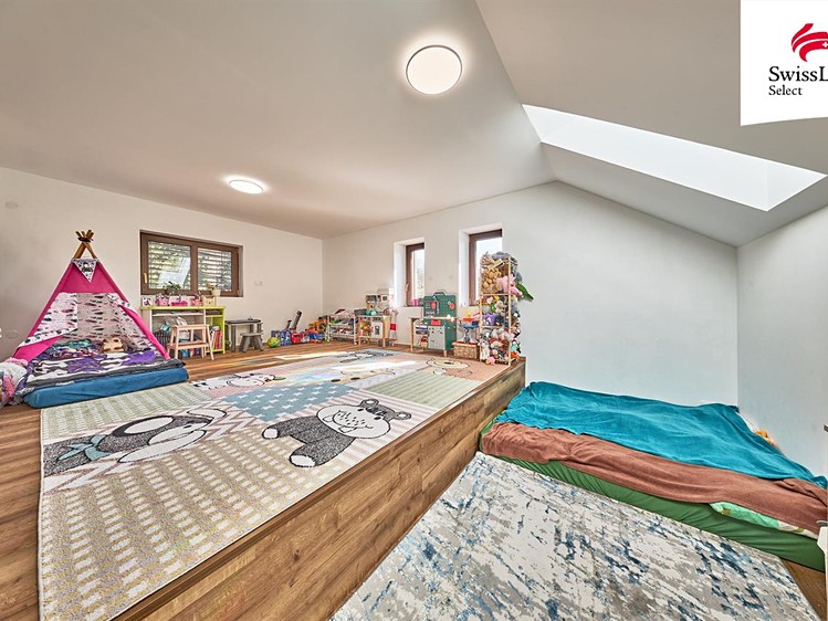 Prodej domu, 188 m² (8 z 21)
