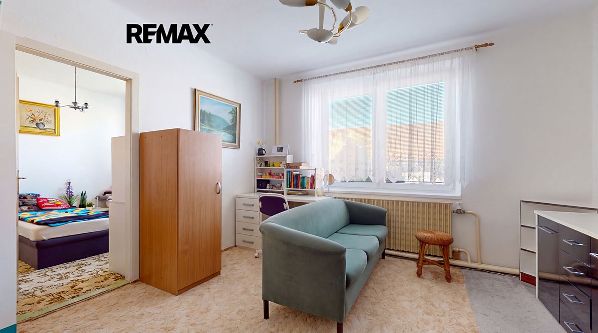 Prodej rodinného domu 165 m², pozemek 1133 m² – fotografie 2