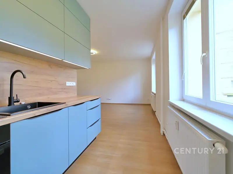 Pronájem bytu 2+kk 56 m², Vsetín – náhled fotky 1