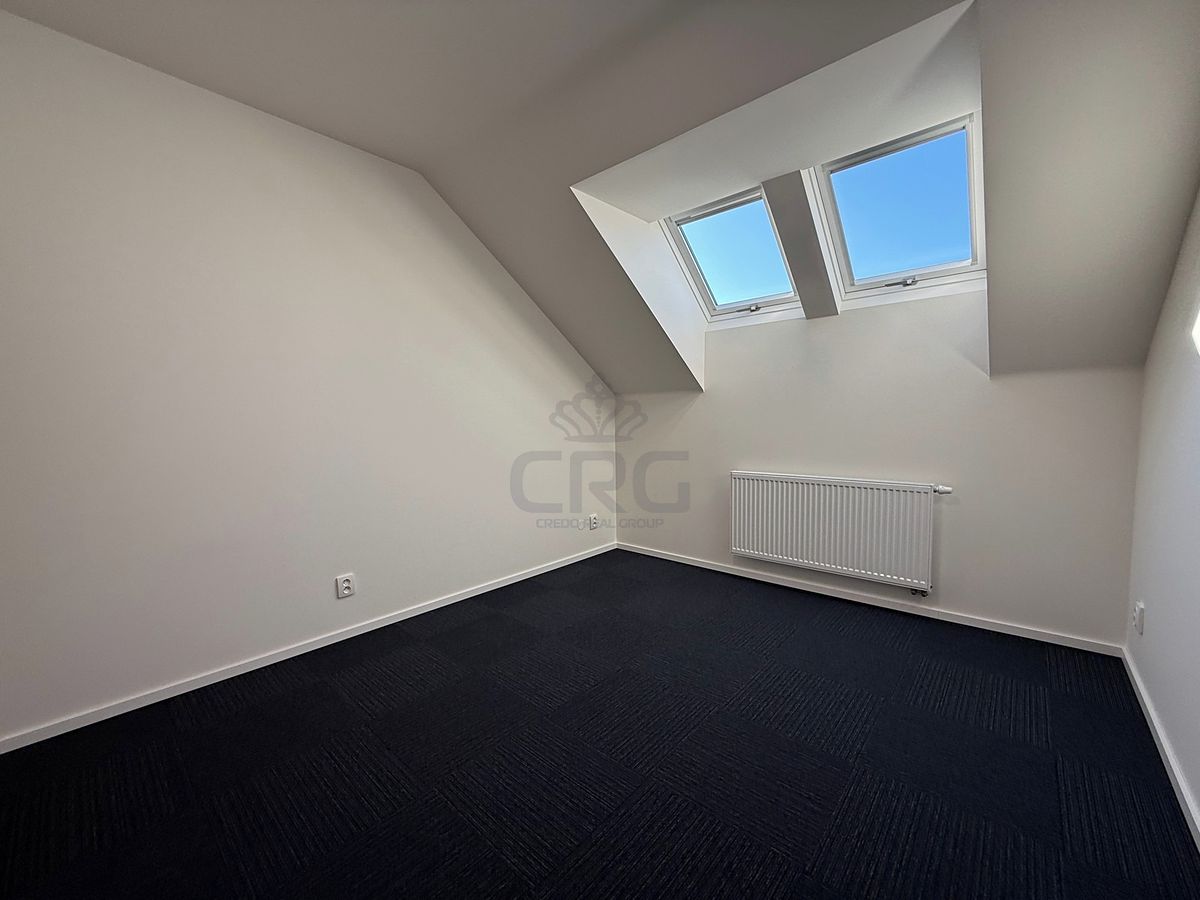 Pronájem kanceláře 11 m² – fotografie 5