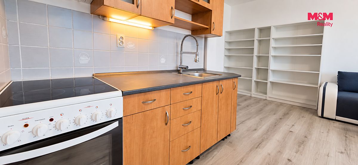 Pronájem bytu 2+kk 44 m² – fotografie 3