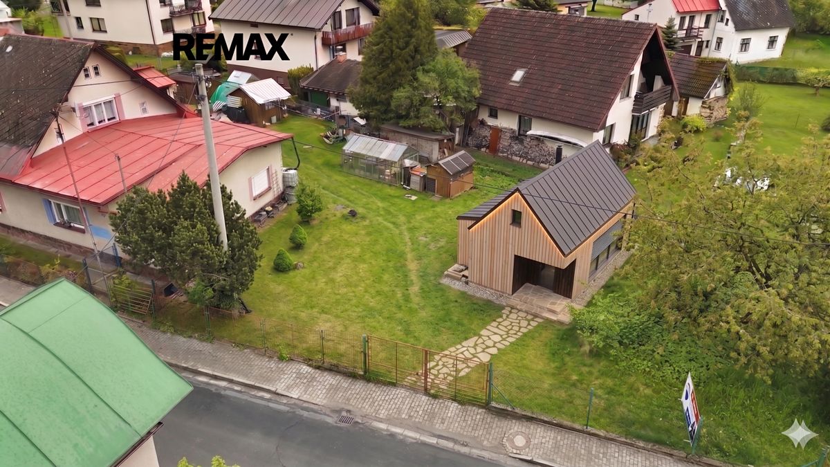 Prodej stavebního pozemku 437 m² – fotografie 2