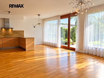 Pronájem bytu 4+kk 116 m²