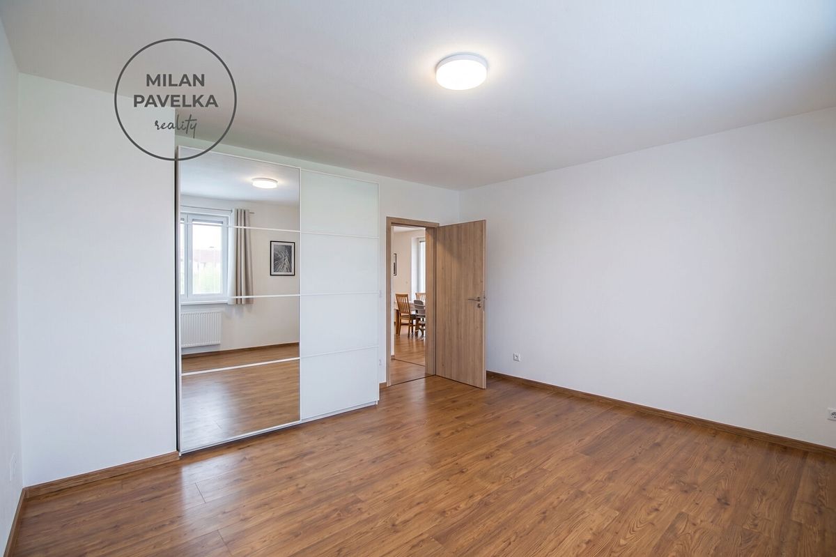 Pronájem bytu 3+kk 66 m² – fotografie 4