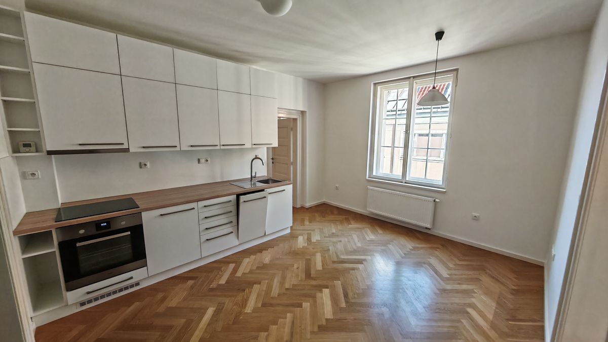 Pronájem bytu 2+1 61 m²