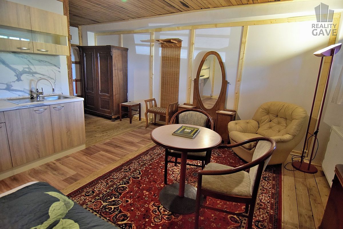Pronájem bytu 1+kk 25 m² – fotografie 2
