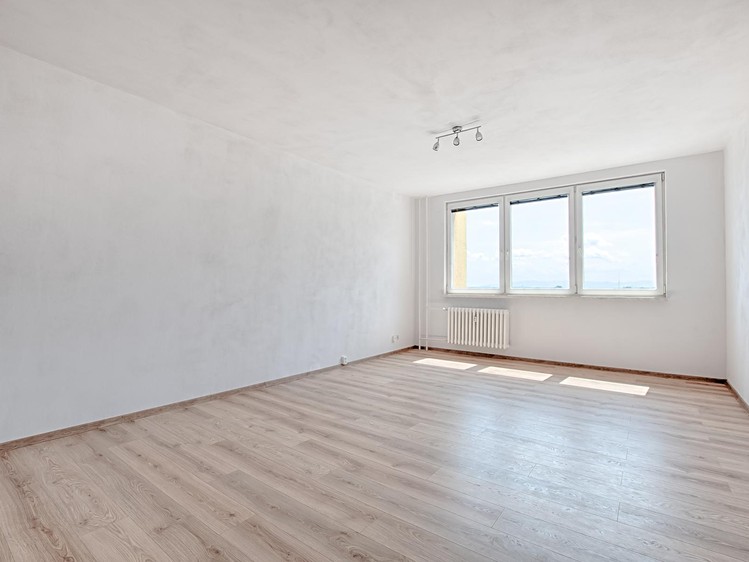 Квартира 1+kk в оренду, 33 м² (4 з 11)
