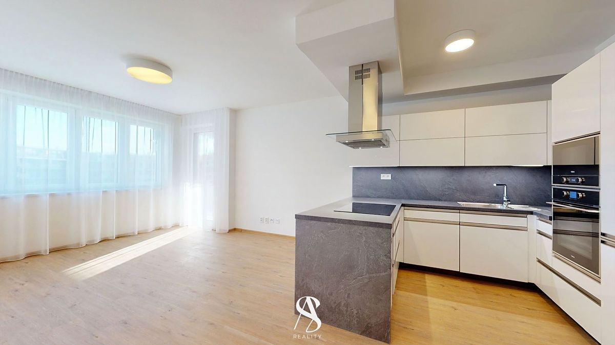 Pronájem bytu 2+kk 69 m²