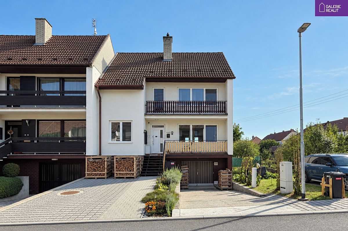 Prodej rodinného domu 215 m², pozemek 397 m²