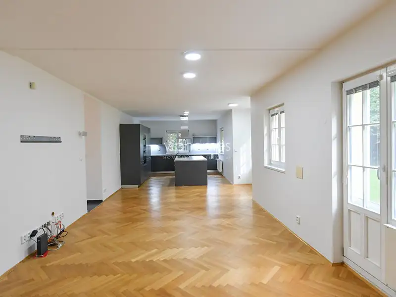 Pronájem vily 302 m², pozemek 737 m², Praha – náhled fotky 3