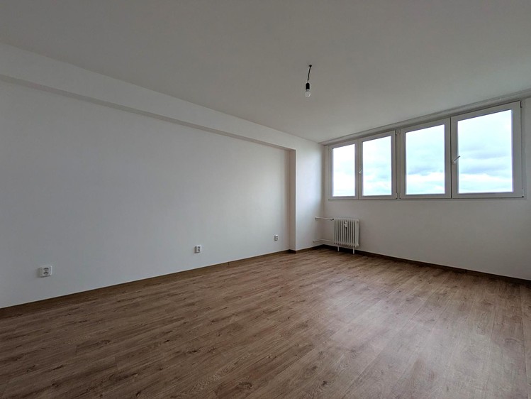 Pronájem bytu room, 19 m² (2 z 8)