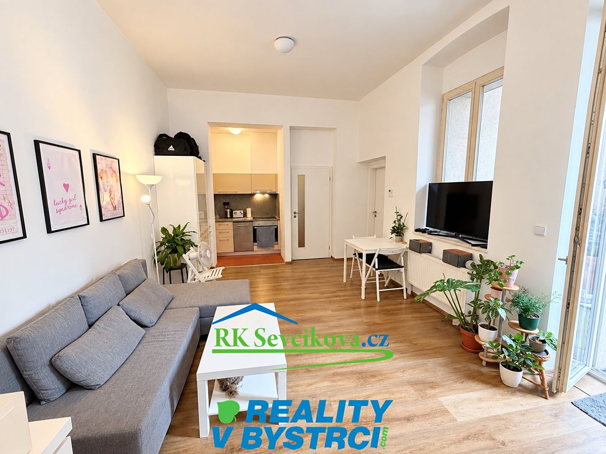 Pronájem bytu 2+kk 45 m² – fotografie 5