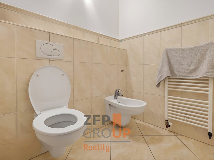 Prodej domu, 202 m² (13 z 26)