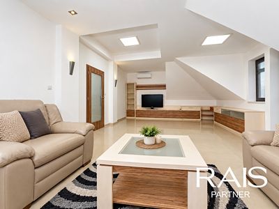 Prodej ubytovacího zařízení 235 m²