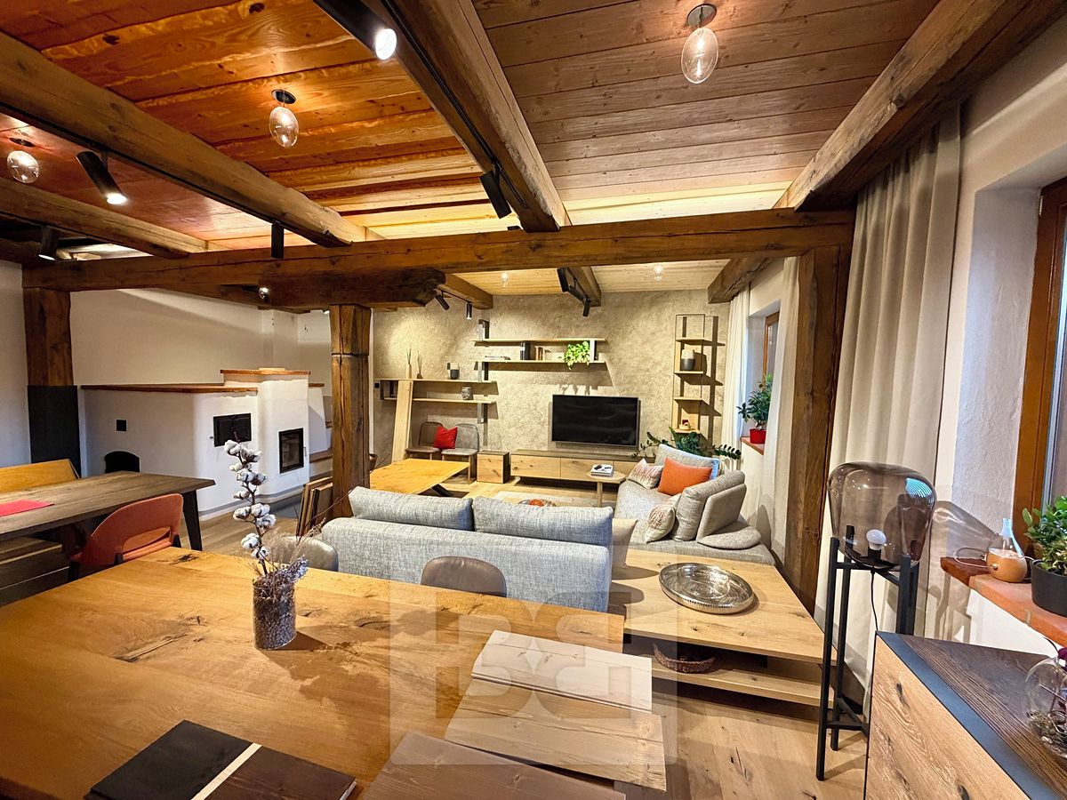Prodej výrobní haly, prostoru 1000 m² – fotografie 3