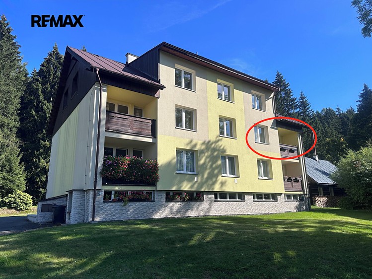 Pronájem bytu 3+1, 75 m² (1 z 19)