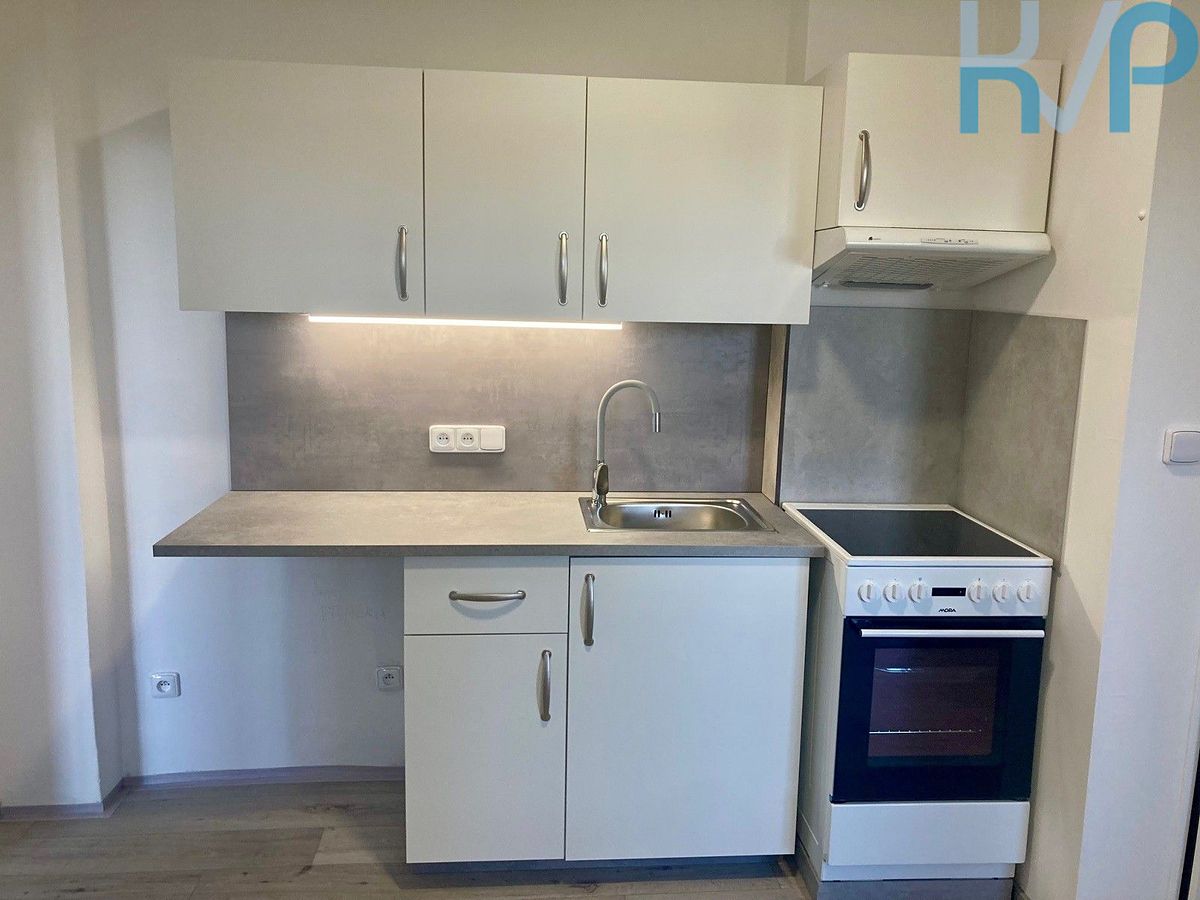 Pronájem bytu 2+1 37 m²