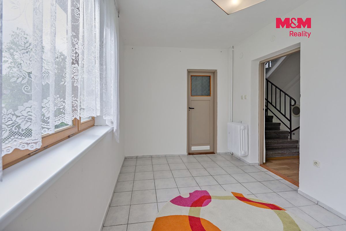 Pronájem rodinného domu 240 m², pozemek 1258 m² – fotografie 5